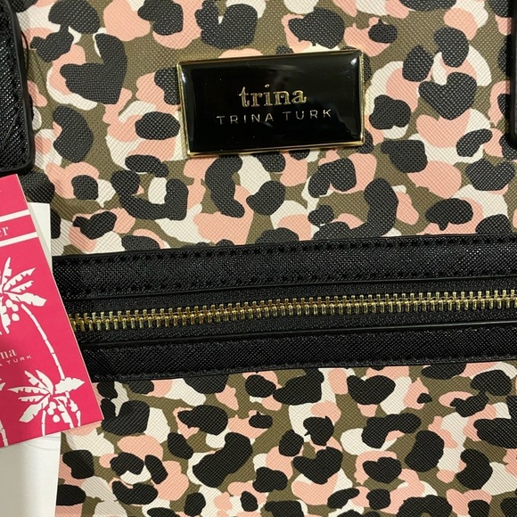 Trina Turk Floral Tote NWT - Picture 5 of 12